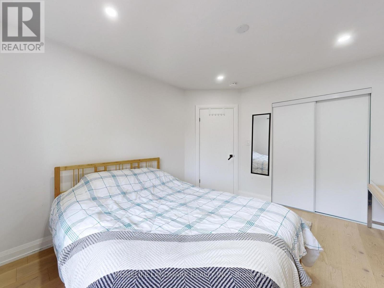 31 Henderson Avenue, Markham, Ontario  L3T 2K5 - Photo 16 - N12570520