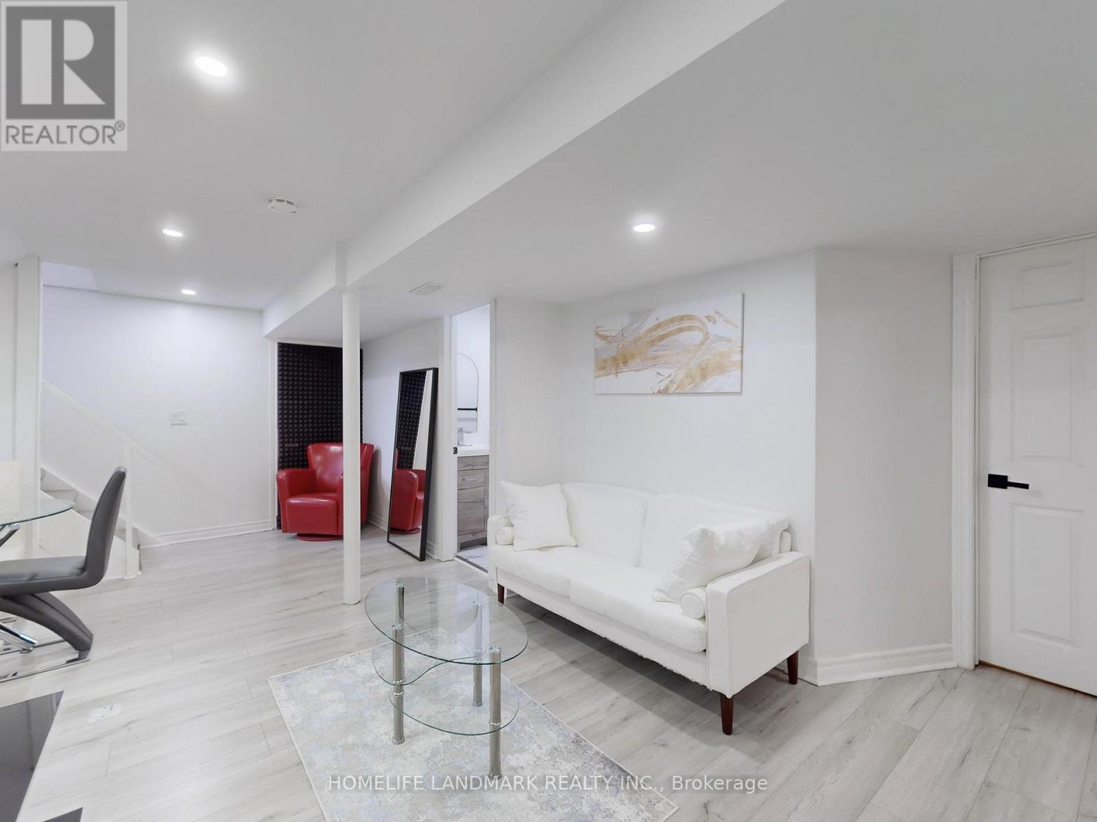 31 Henderson Avenue, Markham, Ontario  L3T 2K5 - Photo 22 - N12570520