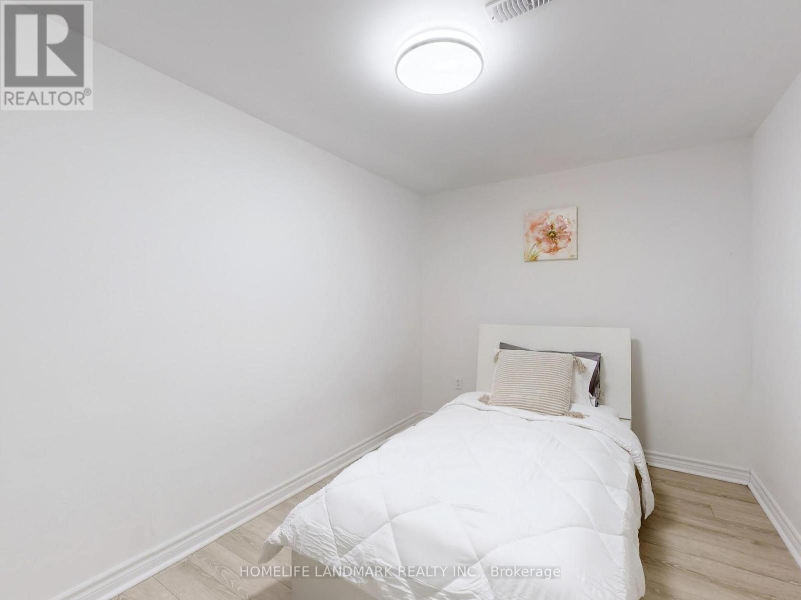 31 Henderson Avenue, Markham, Ontario  L3T 2K5 - Photo 24 - N12570520