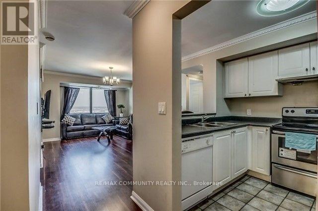 Ph302 - 1 Lee Centre Drive, Toronto, Ontario  M1H 3J2 - Photo 13 - E12573850