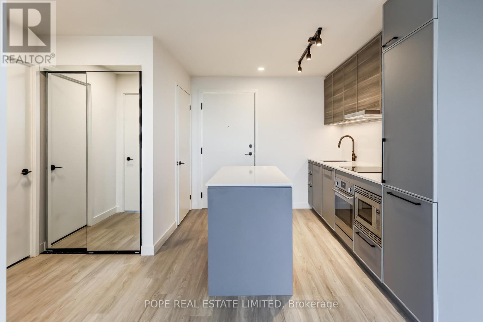 1211 - 1050 Eastern Avenue, Toronto, Ontario  M4L 0B7 - Photo 10 - E12573860