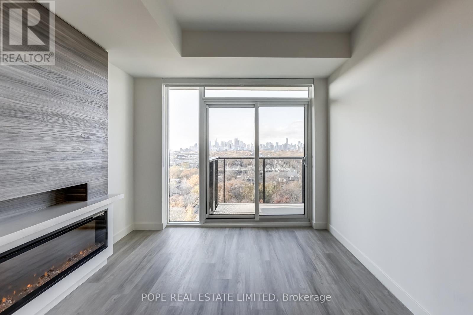 1211 - 1050 Eastern Avenue, Toronto, Ontario  M4L 0B7 - Photo 5 - E12573860