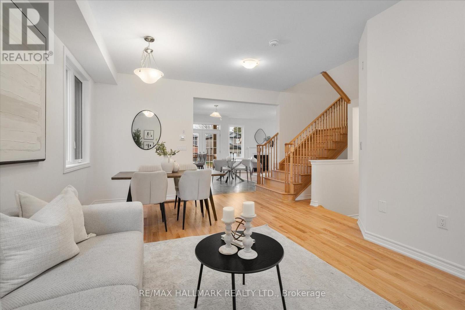 11 Tamblyn Trail, New Tecumseth, Ontario  L0G 1A0 - Photo 8 - N12573876