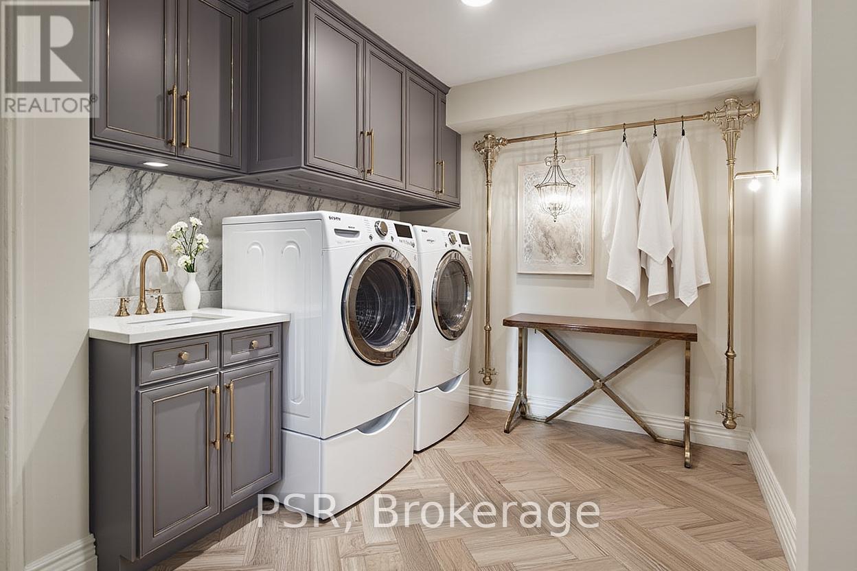 17 - 1010 Cristina Court, Mississauga, Ontario  L5J 4T7 - Photo 38 - W12573840