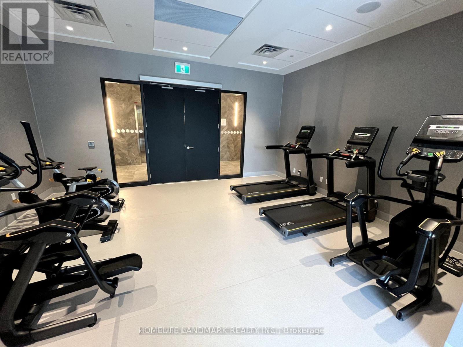 2102 - 10 Wilby Crescent S, Toronto, Ontario  M9N 0B6 - Photo 9 - W12573868