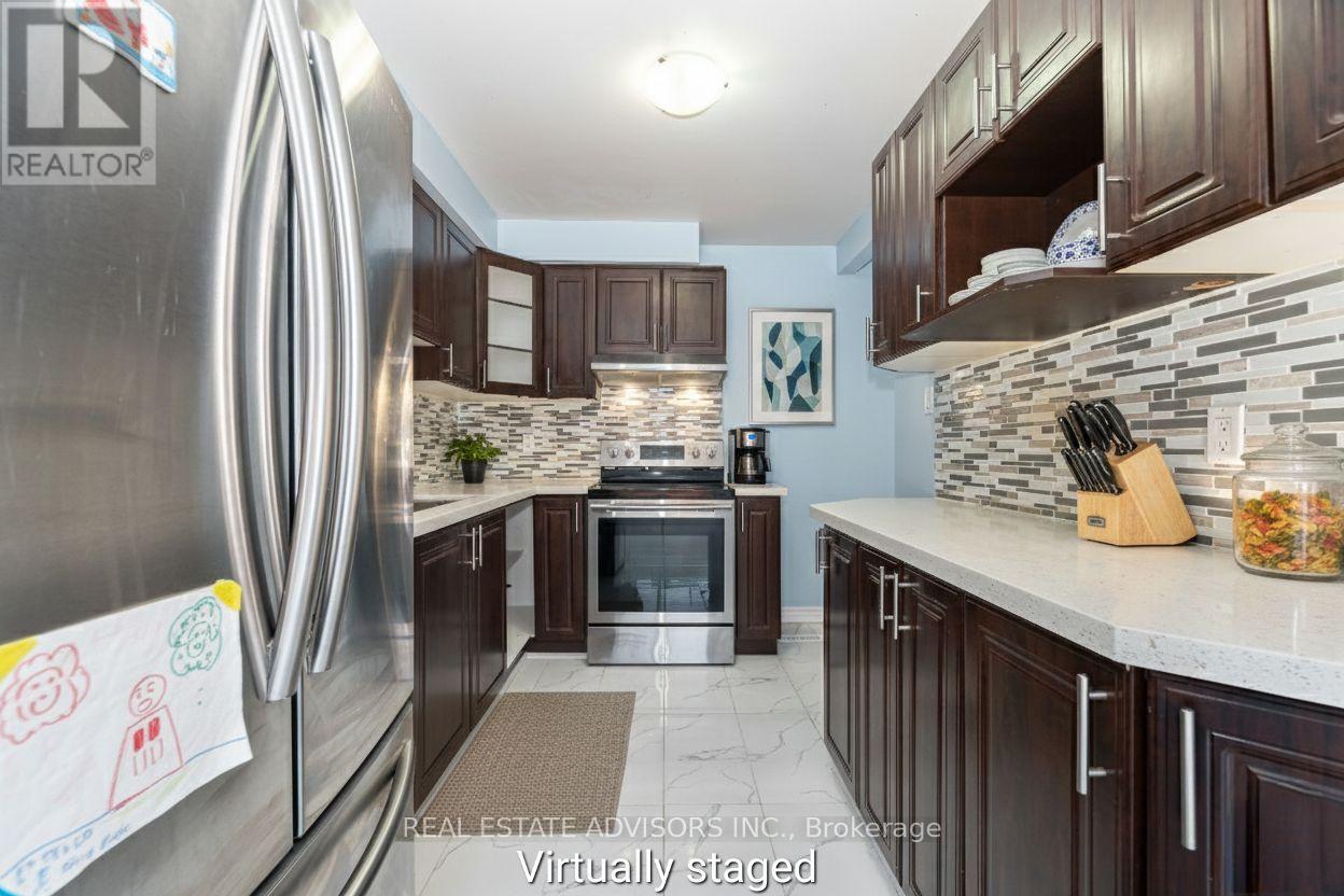 58 - 58 Carisbrooke Court, Brampton, Ontario  L6S 3K1 - Photo 10 - W12560620