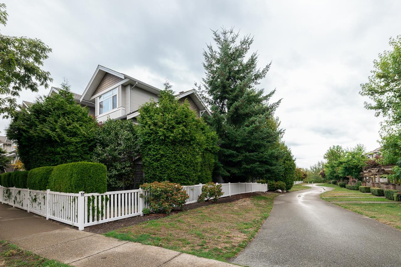 37 19330 69 Avenue, Surrey, British Columbia  V4N 0Z2 - Photo 5 - R3045867