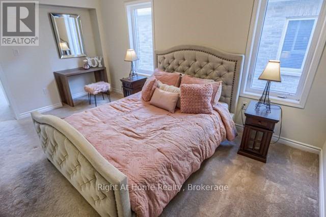 683 Laking Terrace, Milton, Ontario  L9T 9J4 - Photo 10 - W12573896