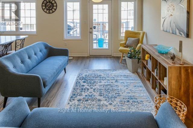 683 Laking Terrace, Milton, Ontario  L9T 9J4 - Photo 6 - W12573896