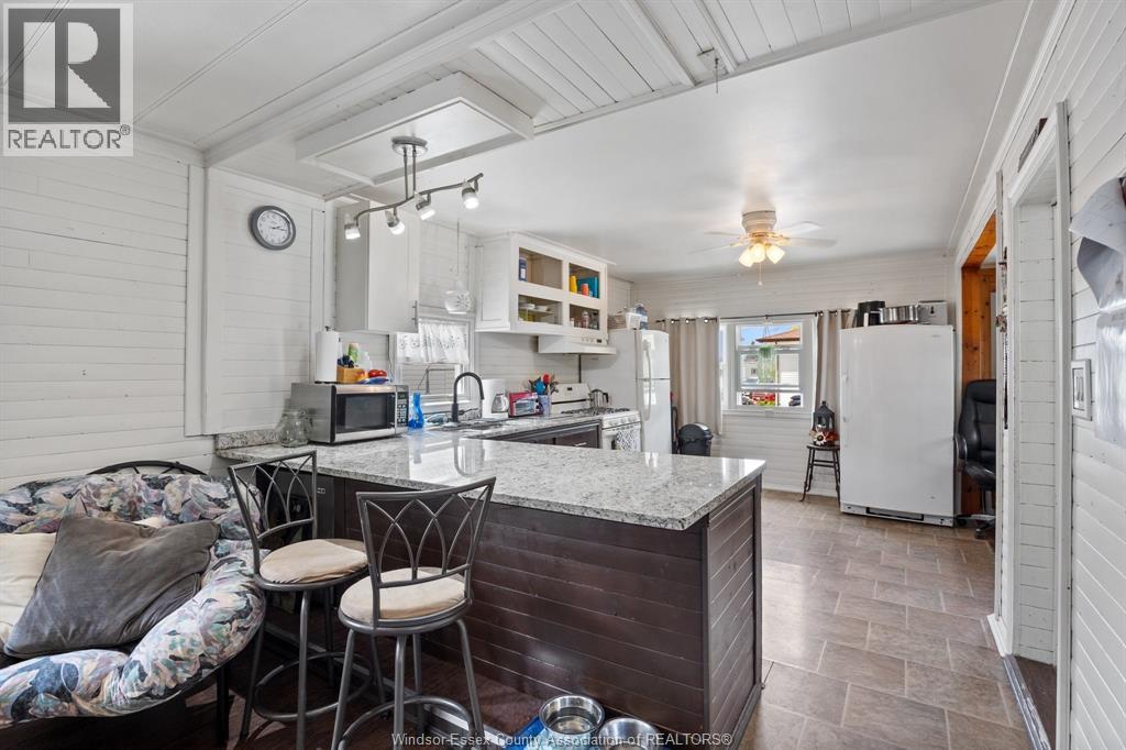 51 Wilder Drive South, Maidstone, Ontario  N8N 2T1 - Photo 5 - 25022649