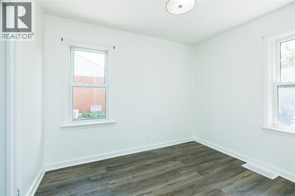 1329 Kim Street, Sarnia, Ontario  N7V 3T6 - Photo 12 - 25022938