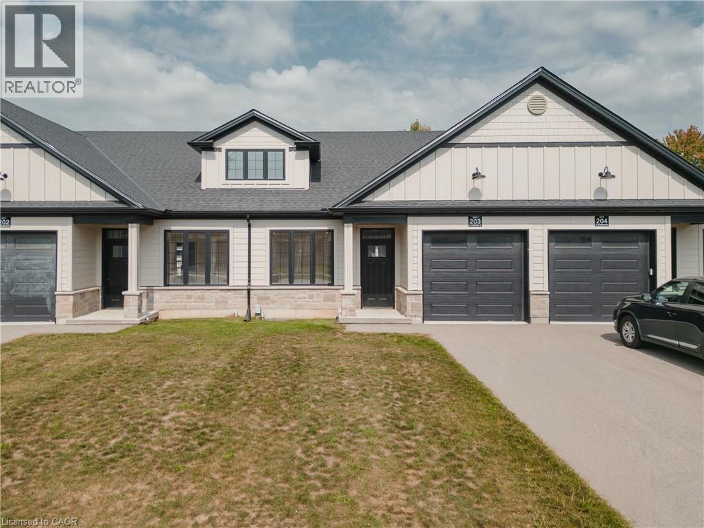 12 WASHINGTON Street Unit# 203, Norwich, Ontario