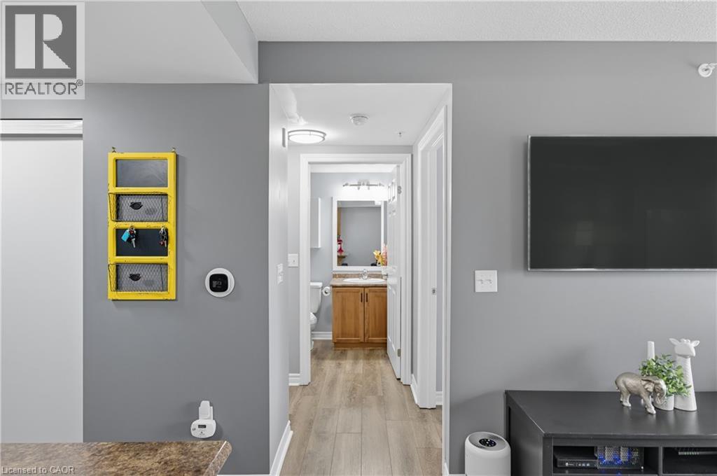 67 Kingsbury Square Unit# 411, Guelph, Ontario  N1L 0L3 - Photo 17 - 40777430