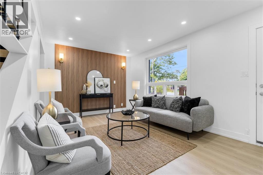 24 Eaton Place, Hamilton, Ontario  L8H 1N7 - Photo 2 - 40787382