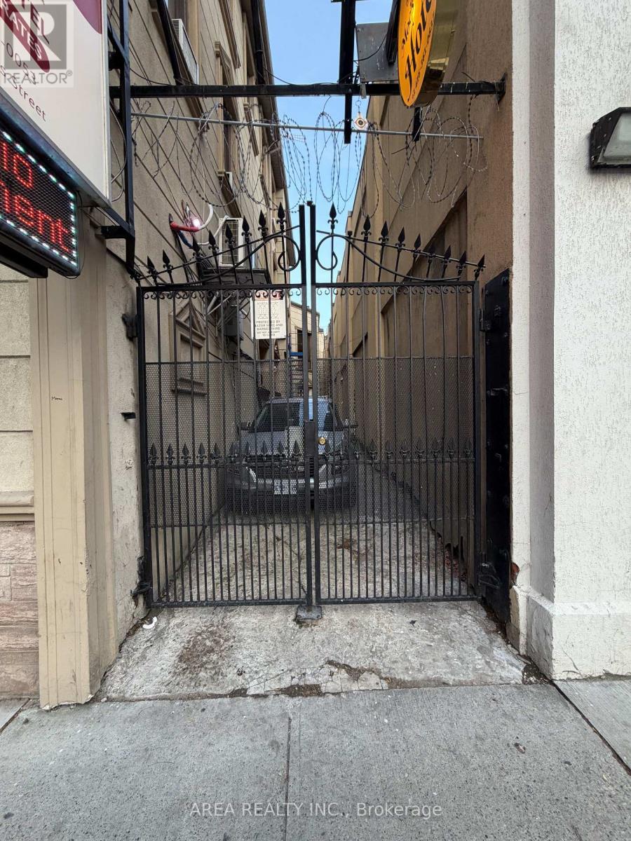 135 Jarvis Street, Toronto, Ontario  M5C 2H6 - Photo 17 - C12556384