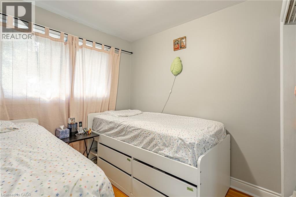 1235 Toukay Crescent, London, Ontario  N5V 2X8 - Photo 12 - 40790359