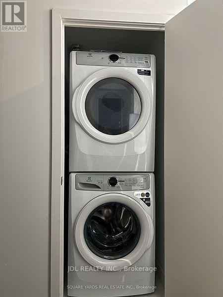 1606 - 8 Olympic Gdn Drive, Toronto, Ontario  M2M 0B9 - Photo 5 - C12573898