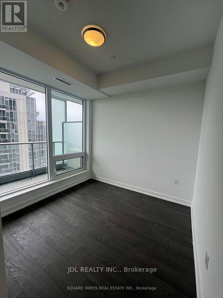 1606 - 8 Olympic Gdn Drive, Toronto, Ontario  M2M 0B9 - Photo 9 - C12573898