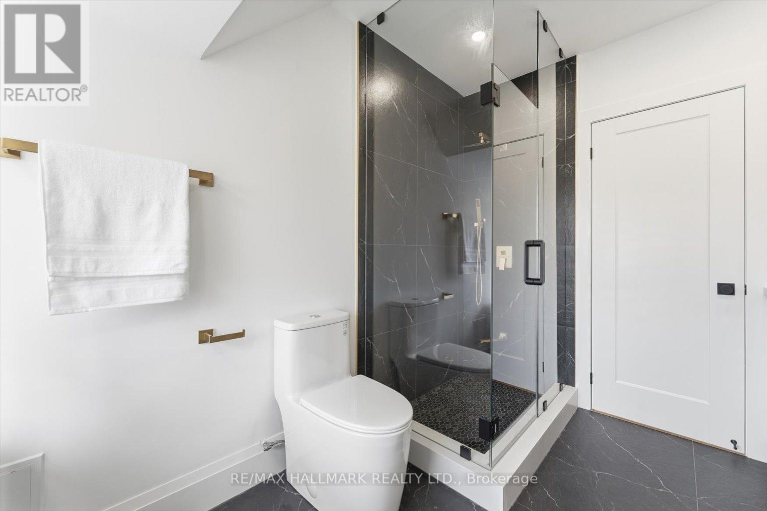 51 Withrow Avenue, Toronto, Ontario M4K 1C8 - Photo 20 - E12573892