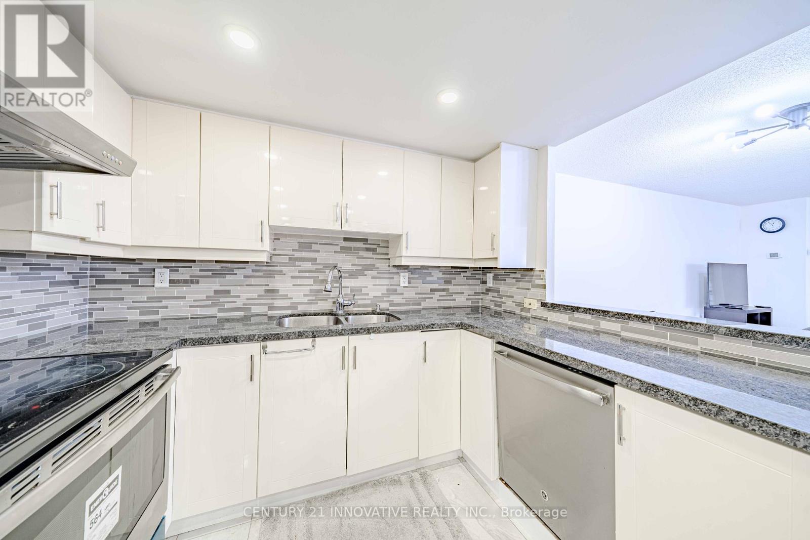 511 - 5 Weldrick Road W, Richmond Hill, Ontario  L4C 8S9 - Photo 29 - N12573888