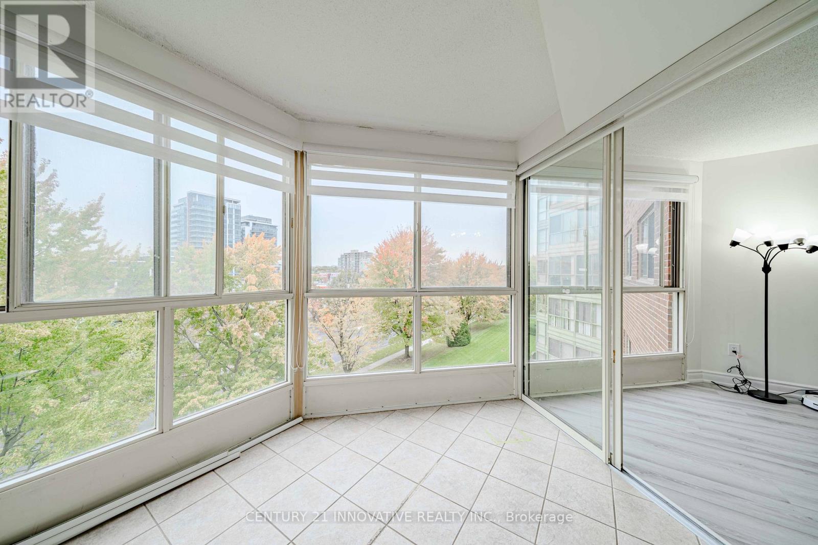 511 - 5 Weldrick Road W, Richmond Hill, Ontario  L4C 8S9 - Photo 32 - N12573888