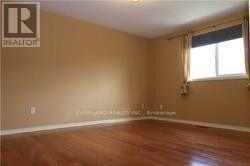 88 Waterton Crescent, Richmond Hill, Ontario  L4B 4L2 - Photo 8 - N12573890