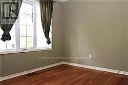 88 Waterton Crescent, Richmond Hill, Ontario  L4B 4L2 - Photo 9 - N12573890