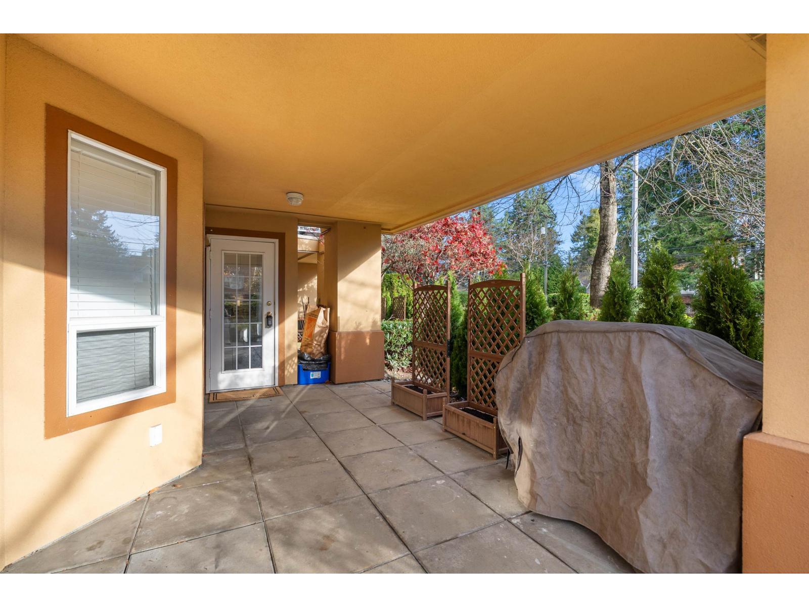 106 15185 22 Avenue, Surrey, British Columbia V4A 9T4 - Photo 3 - R3046652