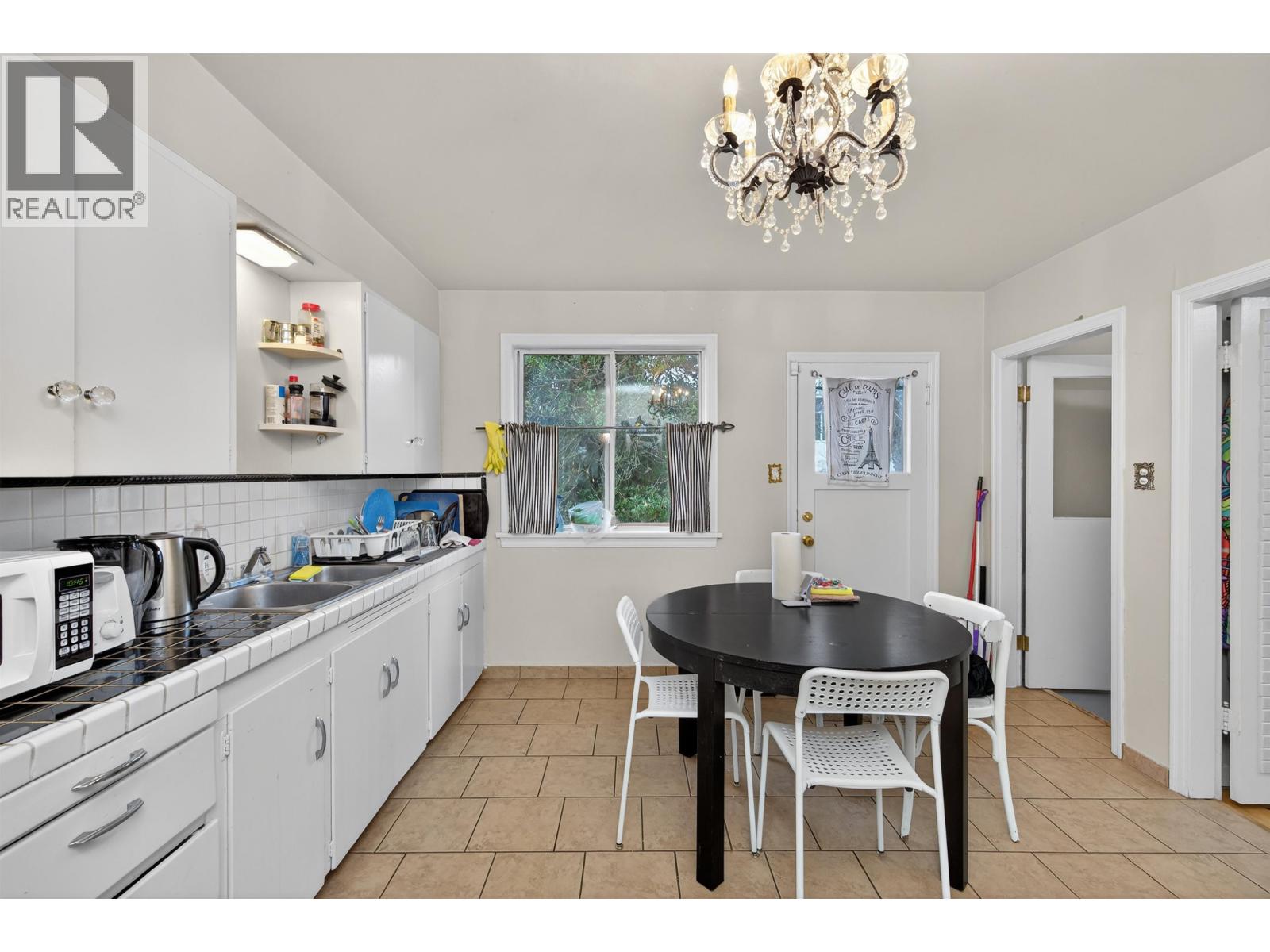 5765 Quebec Street, Vancouver, British Columbia  V5W 2N7 - Photo 6 - R3069720