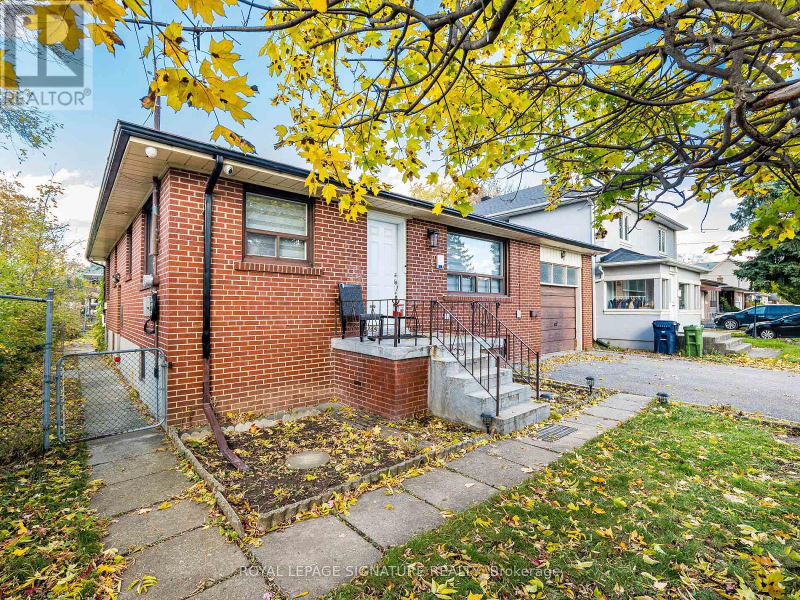194 PLEASANT AVENUE, Toronto, Ontario