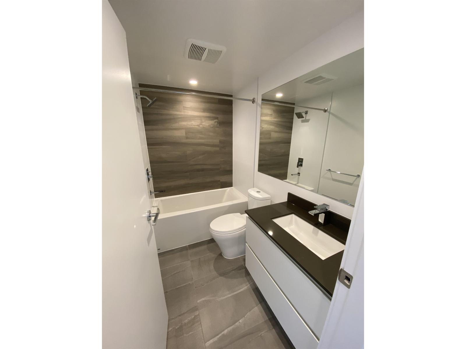 13615 FRASER, Surrey, British Columbia