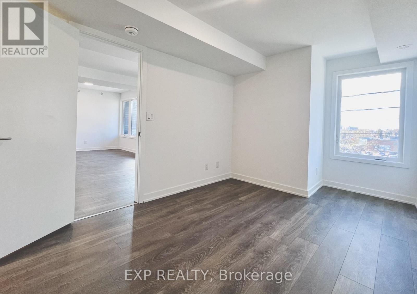 1 - 1491 O'connor Drive, Toronto, Ontario  M4B 2V5 - Photo 10 - E12573918