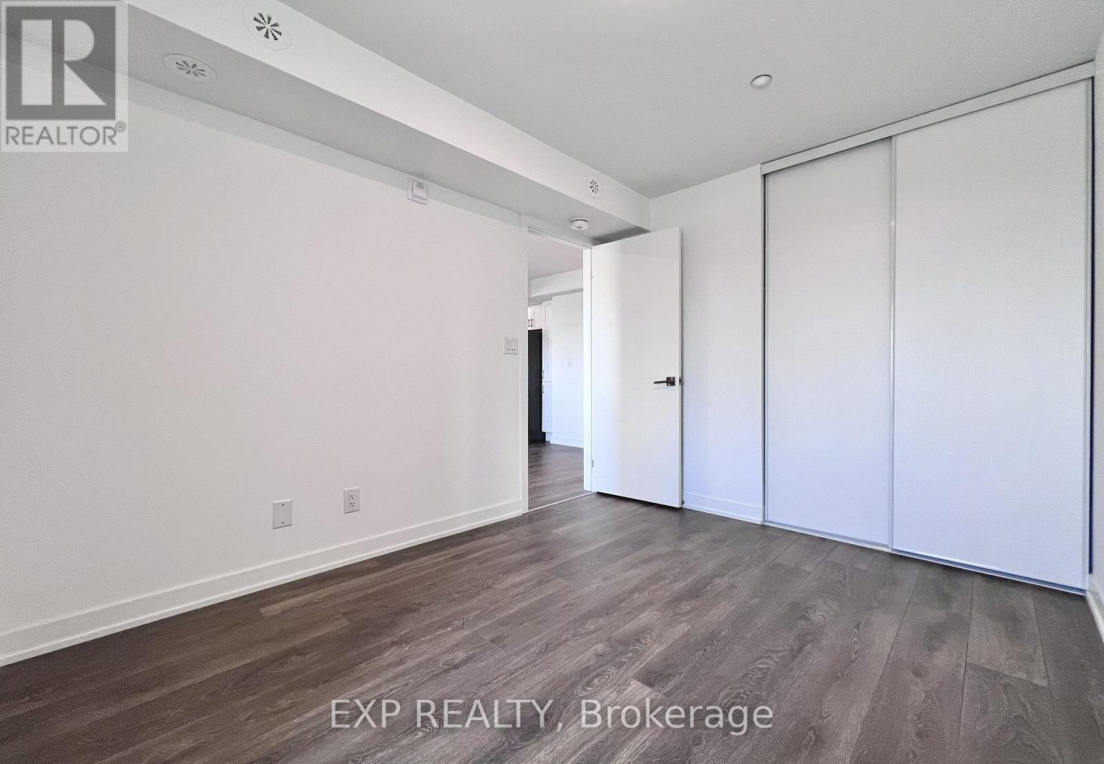 1 - 1491 O'connor Drive, Toronto, Ontario  M4B 2V5 - Photo 18 - E12573918