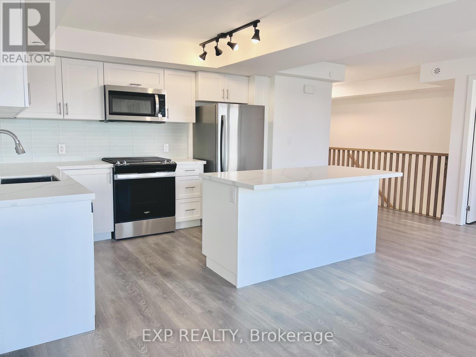 1 - 1491 O'connor Drive, Toronto, Ontario  M4B 2V5 - Photo 3 - E12573918