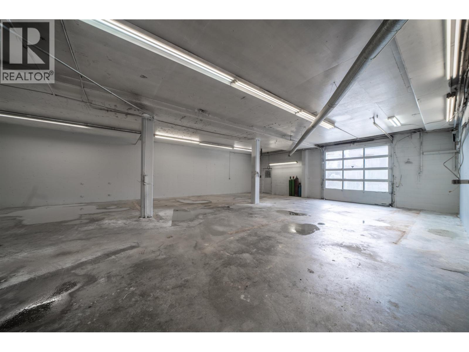 B 576 Lougheed Highway, Coquitlam, British Columbia  V3K 3S3 - Photo 12 - C8069287