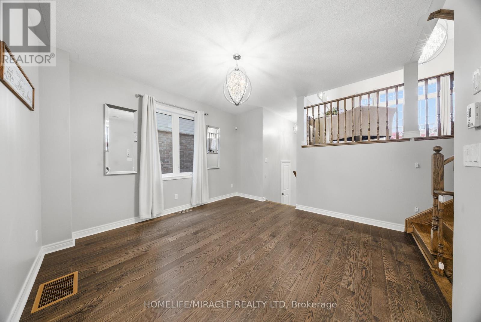 79 Willoughby Way, New Tecumseth, Ontario  L9R 0P4 - Photo 7 - N12553602