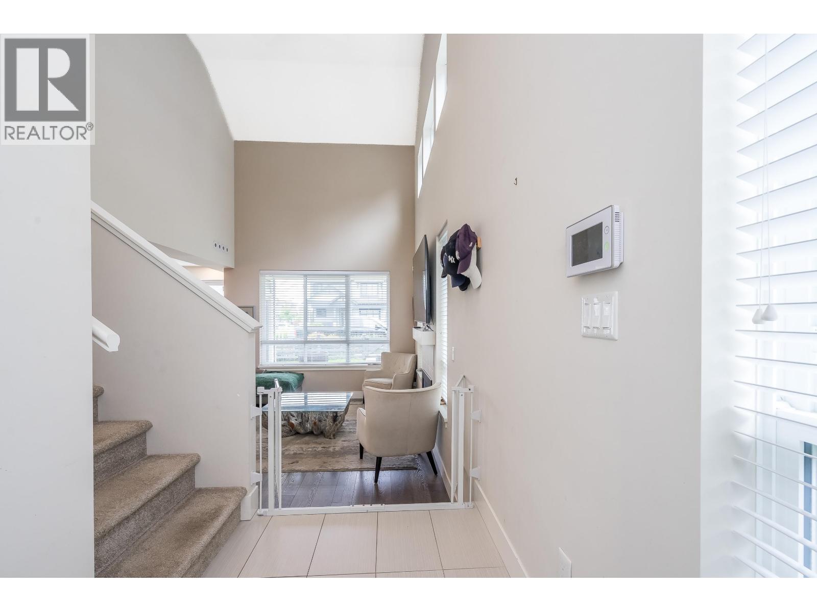 203 1816 Osprey Drive, Tsawwassen, British Columbia  V4M 0B8 - Photo 4 - R3005818