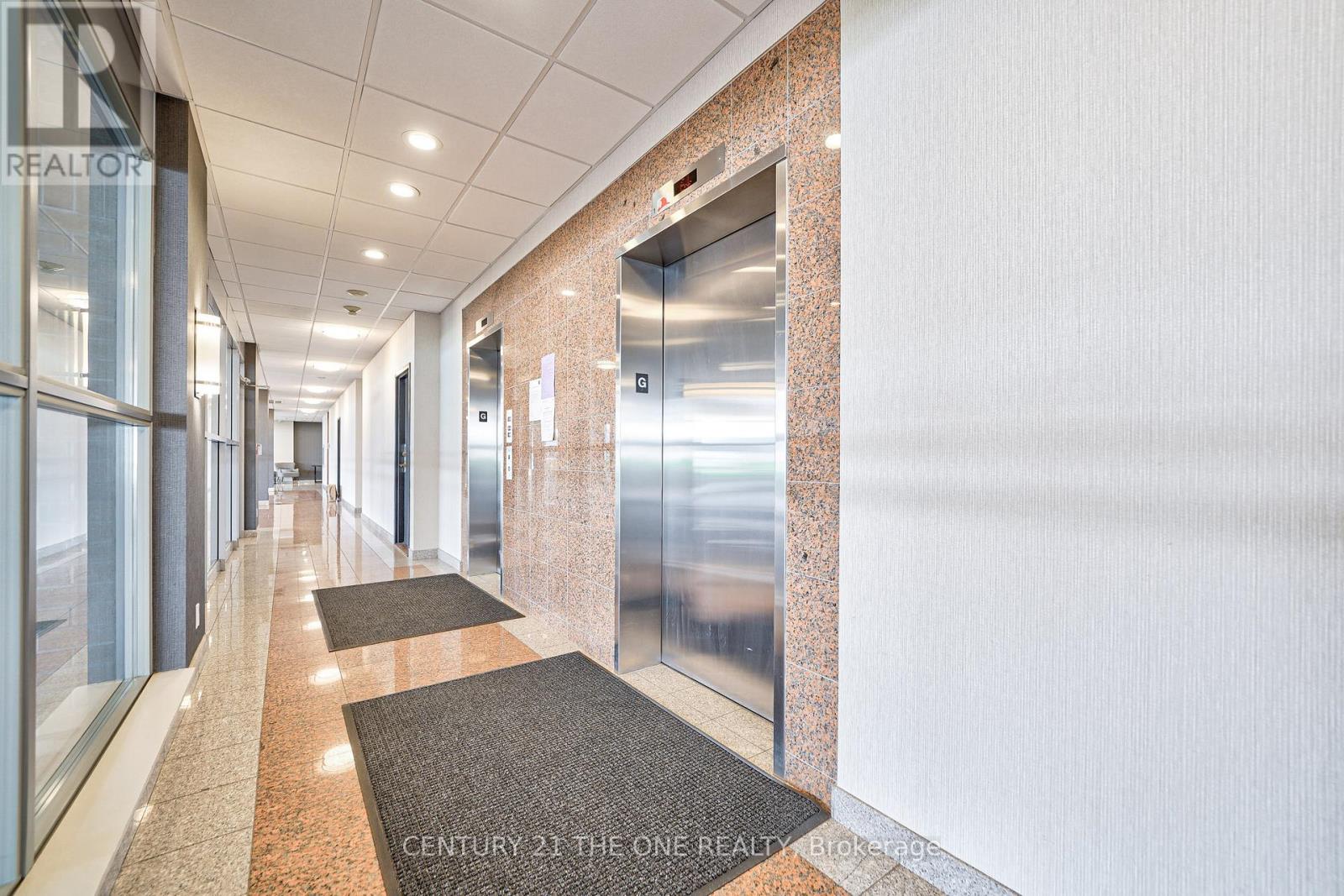 215 - 5940 Yonge Street, Toronto, Ontario  M2M 3V9 - Photo 5 - C12573936