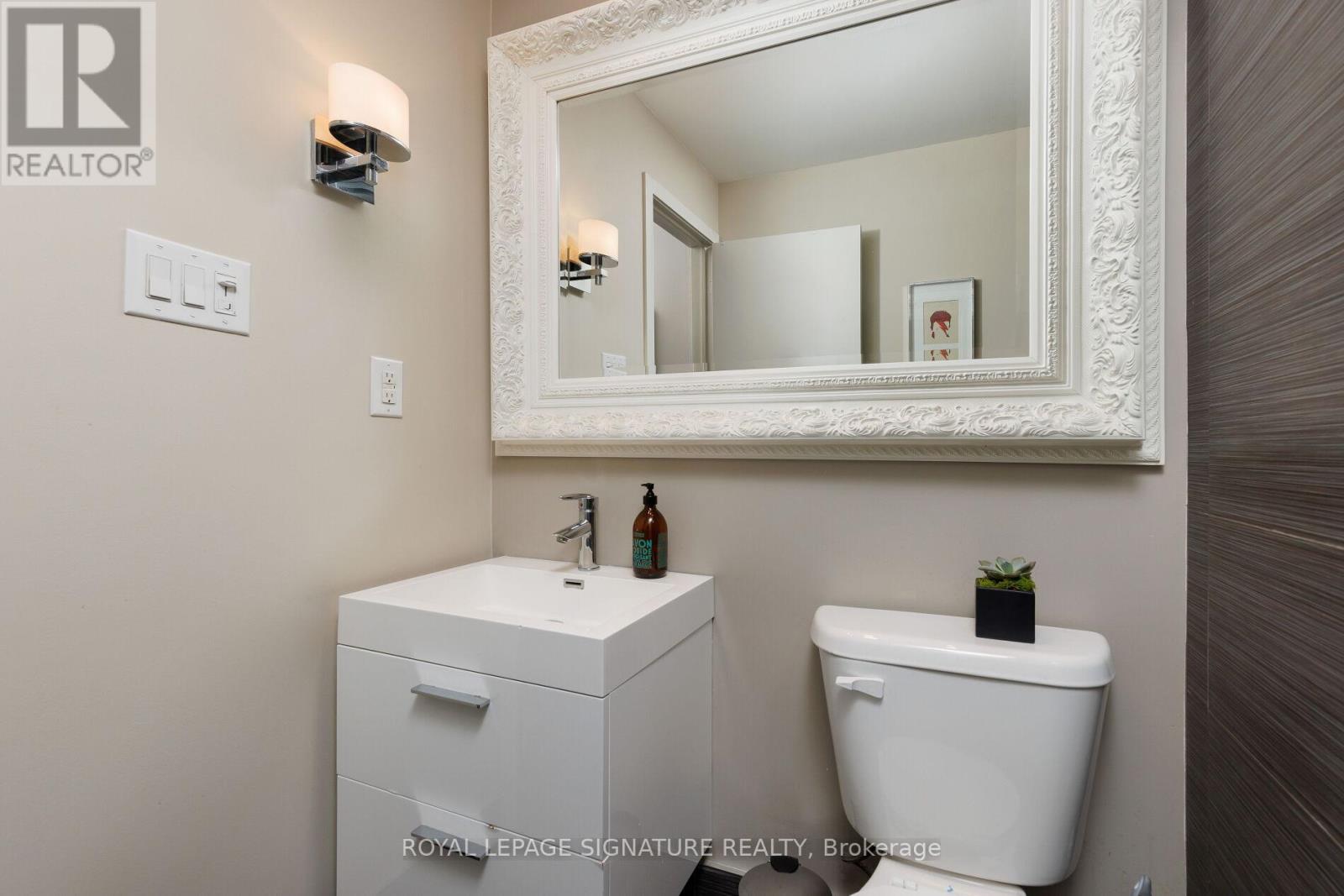 30 Cole Street, Toronto, Ontario M5A 4M3 - Photo 15 - C12573938