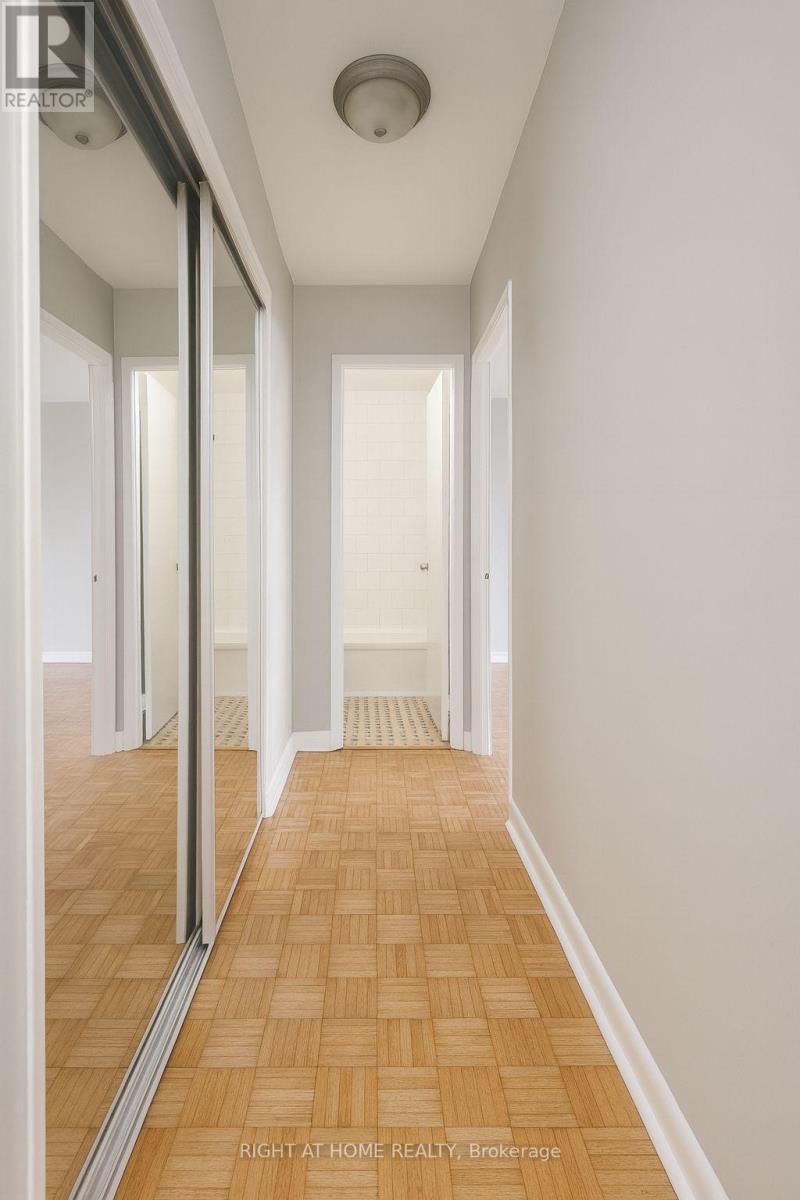 205 - 1002 Lawrence Avenue E, Toronto, Ontario  M3C 1R4 - Photo 4 - C12573968