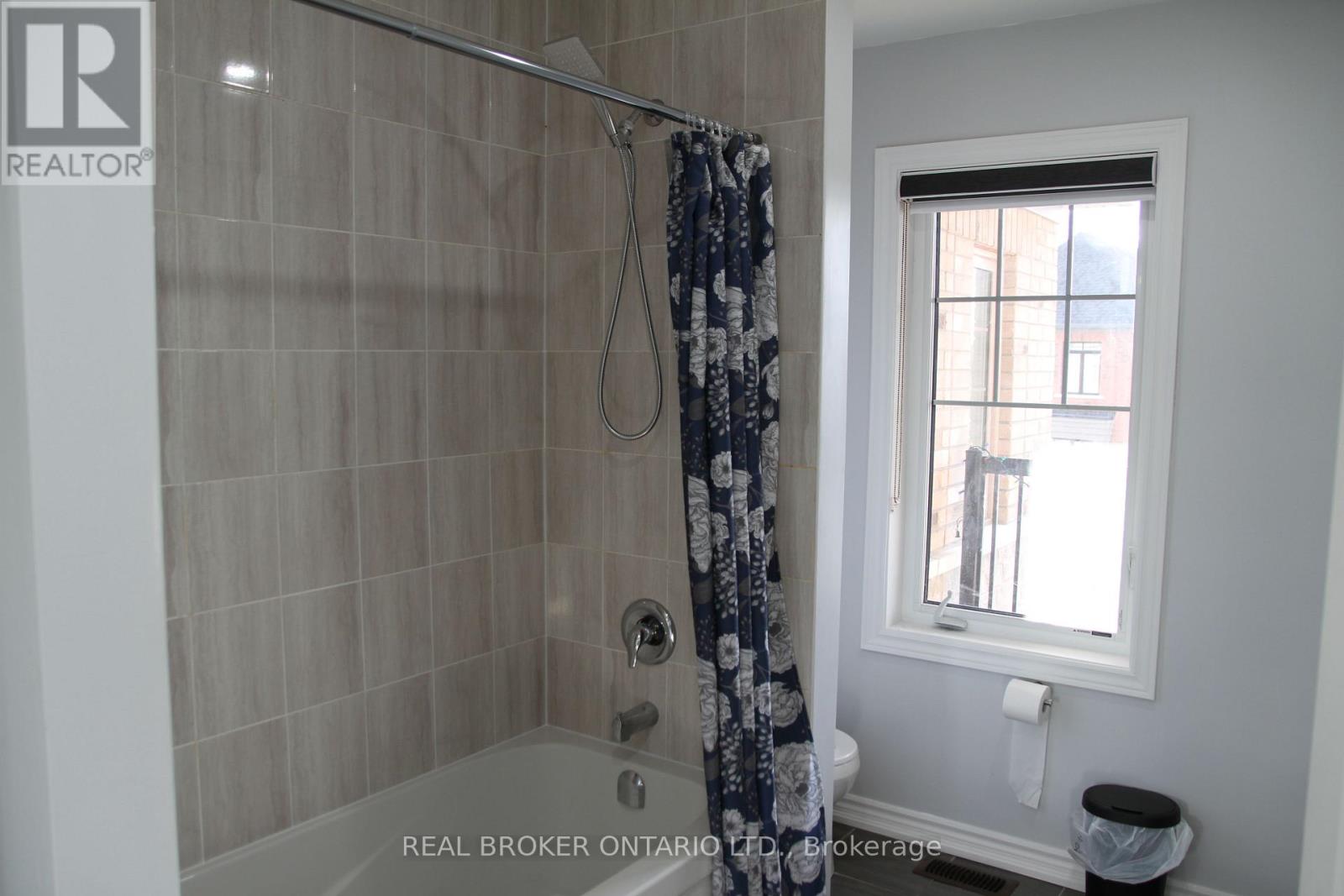 31 Swordfish Drive, Whitby, Ontario L1P 0K7 - Photo 12 - E12573932