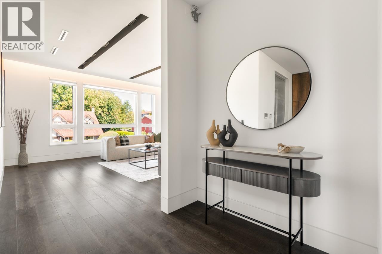 4380 Lancelot Drive, Richmond, British Columbia  V7C 4S3 - Photo 3 - R3051574