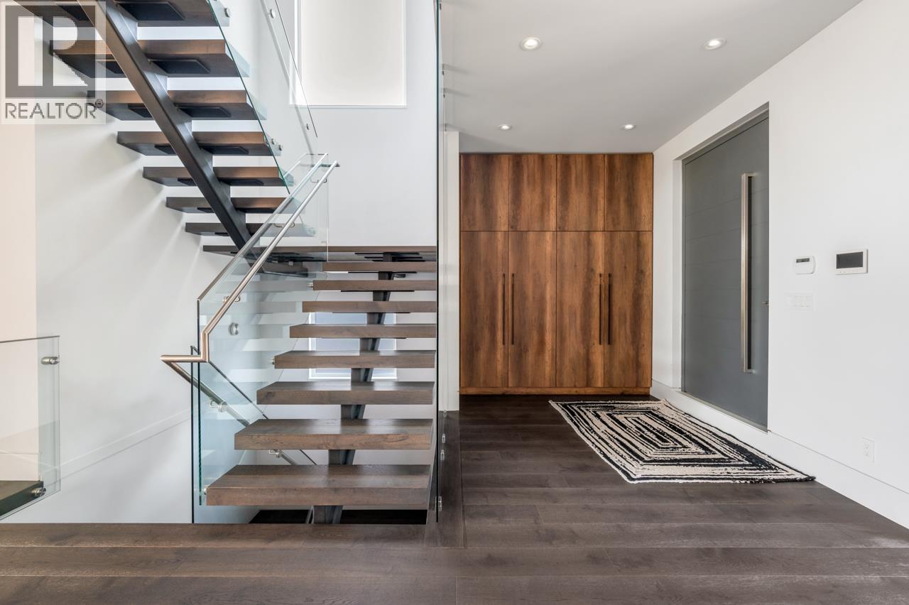 4380 Lancelot Drive, Richmond, British Columbia  V7C 4S3 - Photo 2 - R3051574