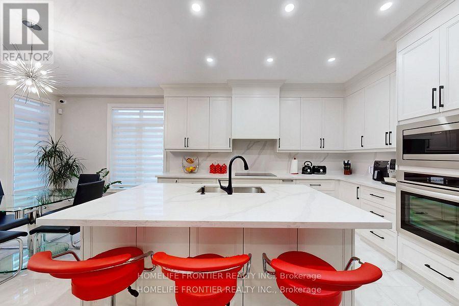 28 Rock Elm Court, Vaughan, Ontario  L6A 4C2 - Photo 12 - N12573962