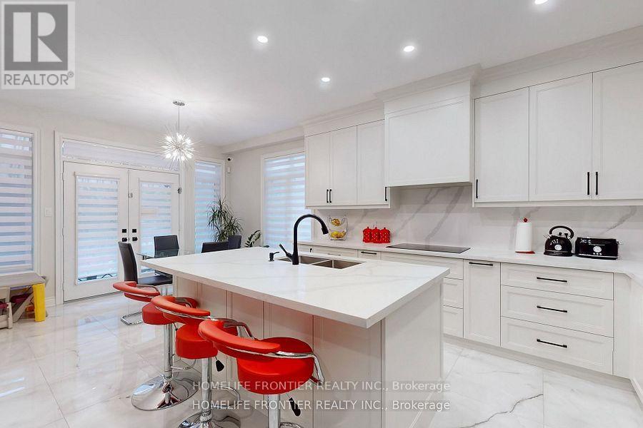 28 Rock Elm Court, Vaughan, Ontario  L6A 4C2 - Photo 13 - N12573962