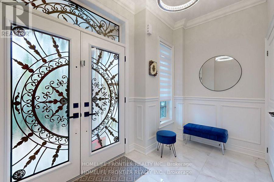 28 Rock Elm Court, Vaughan, Ontario  L6A 4C2 - Photo 3 - N12573962