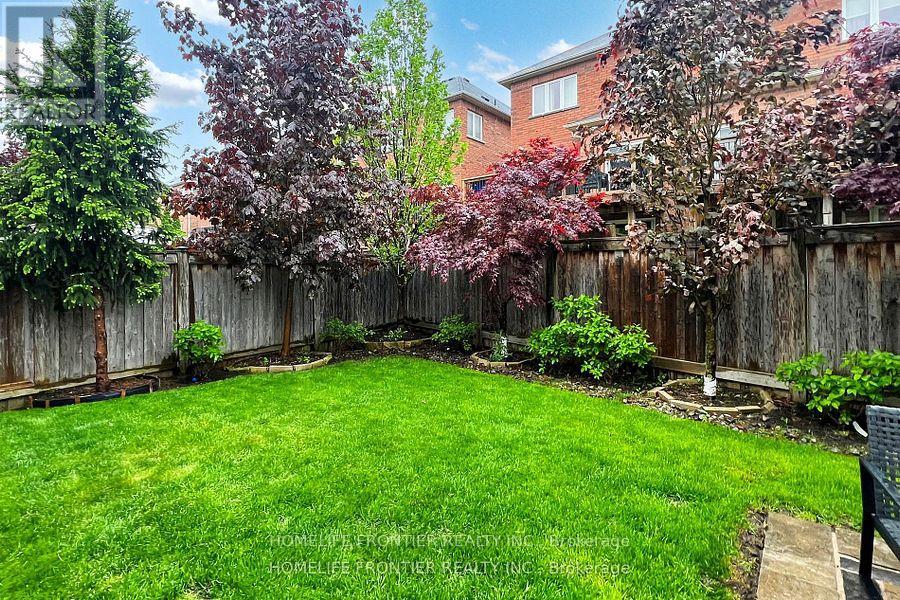 28 Rock Elm Court, Vaughan, Ontario  L6A 4C2 - Photo 49 - N12573962