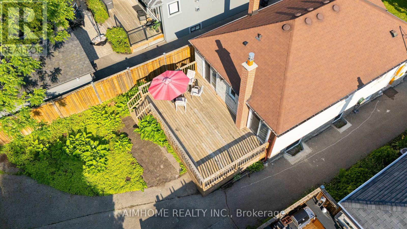 97 Edgecroft Road, Toronto, Ontario M8Z 2C2 - Photo 8 - W12573922