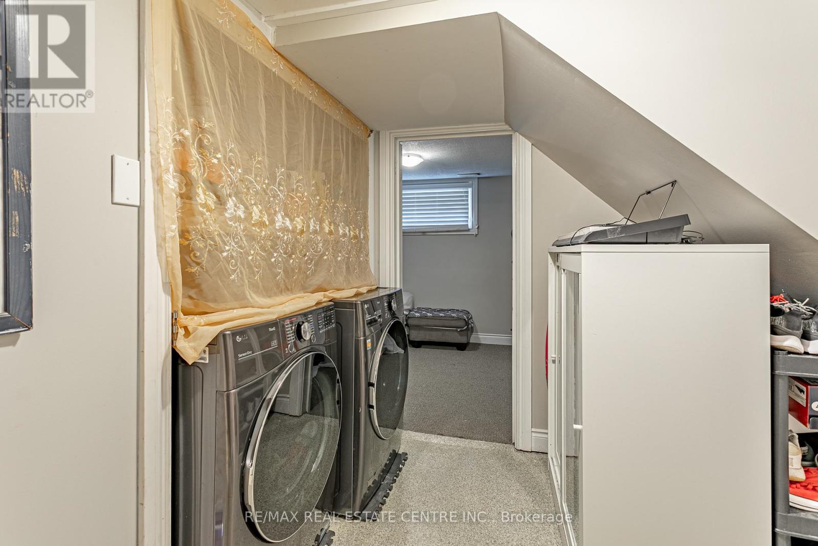 1235 Toukay Crescent, London East, Ontario  N5V 2X8 - Photo 15 - X12573920