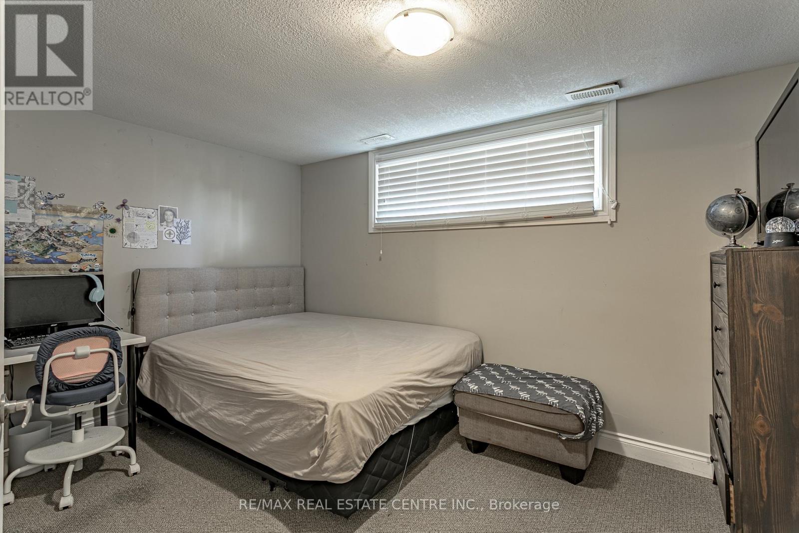 1235 Toukay Crescent, London East, Ontario  N5V 2X8 - Photo 16 - X12573920